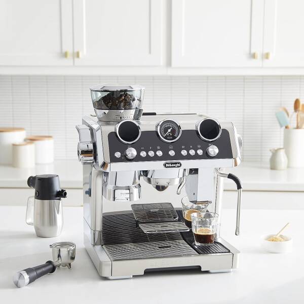 De’Longhi EC9665M La Specialista Maestro Espresso Machine, Stainless Steel, Silver,Black